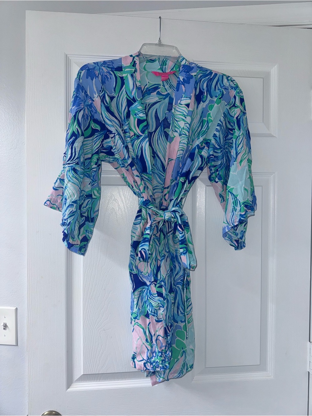Lilly Pulitzer Robe! - Picture 2 of 4